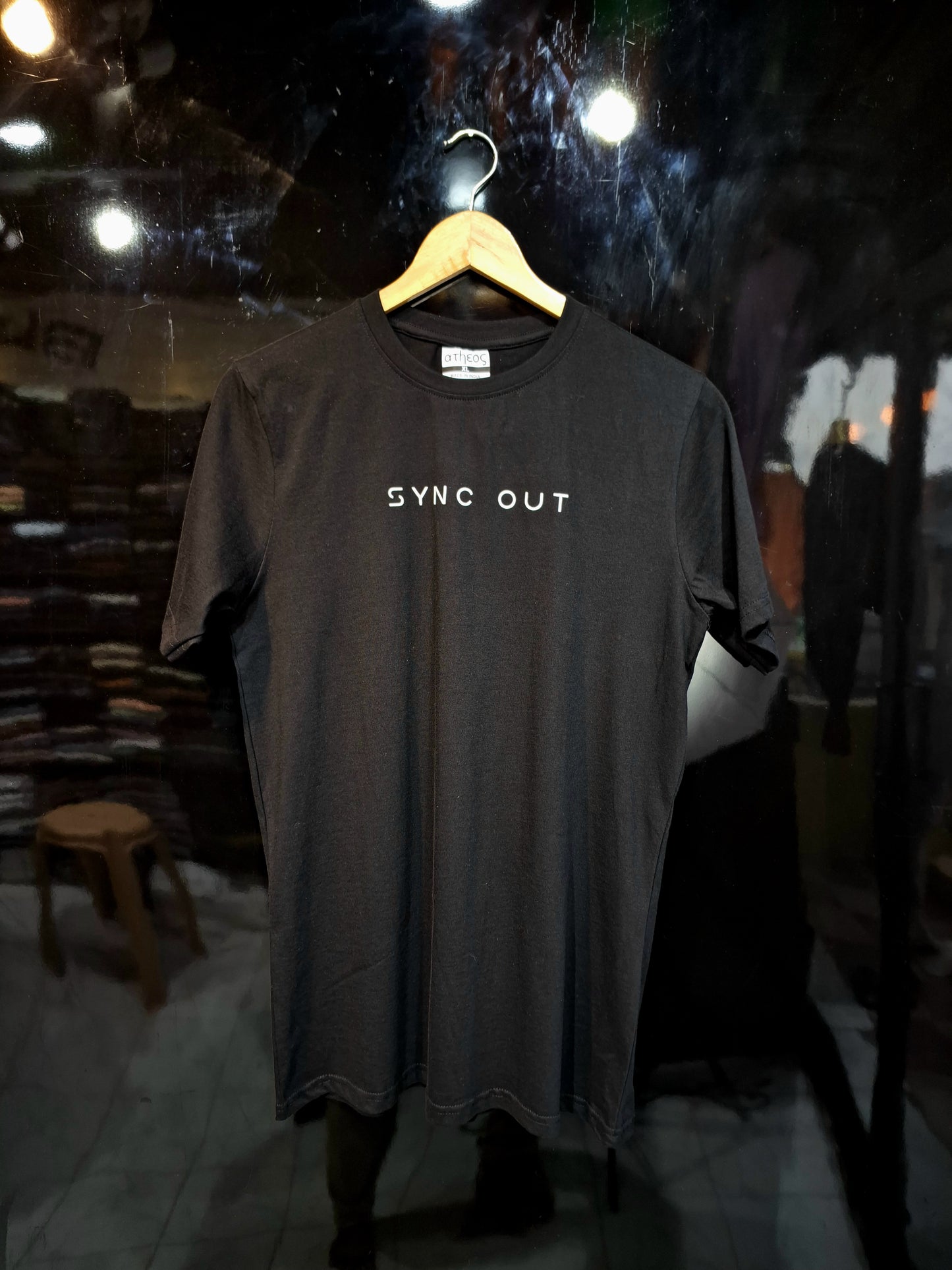 BLACK HALF SLEEVE T SHIRT |