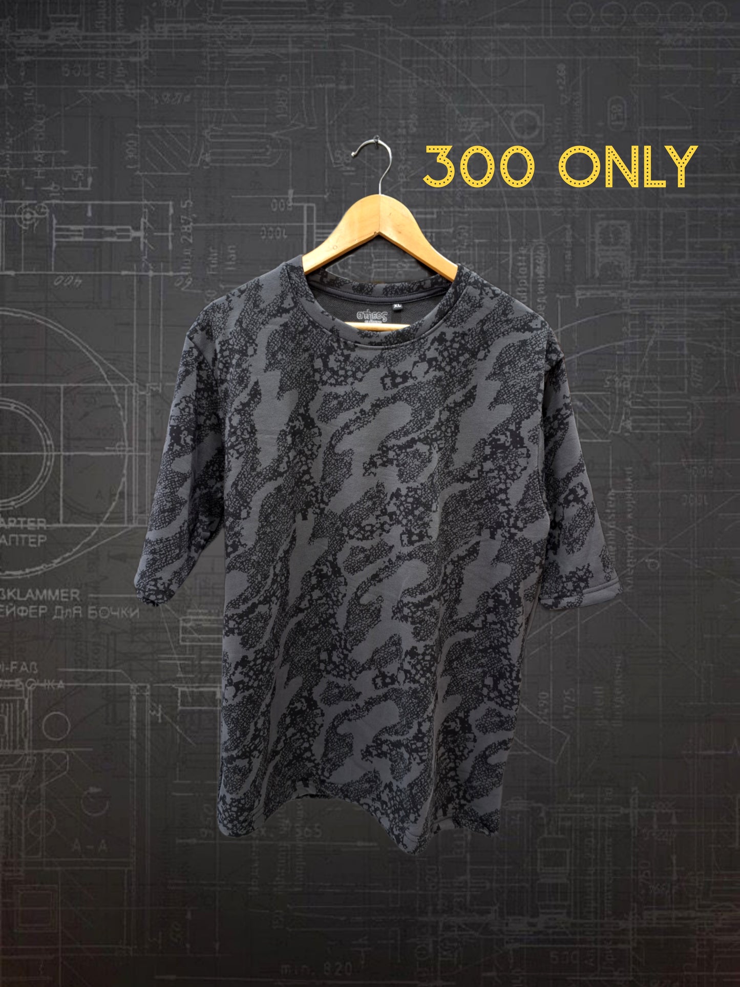 PRINTED OVERSIZED T SHIRT