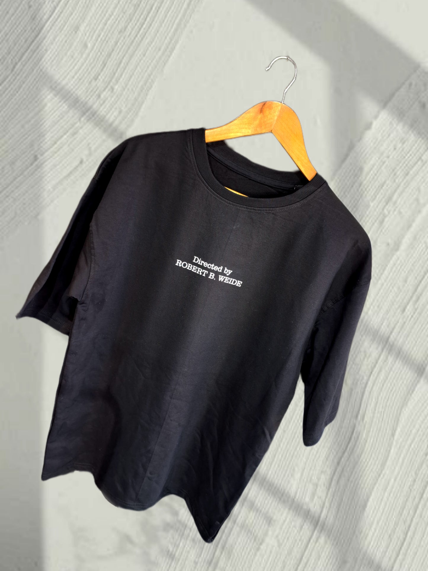 08 DIRECTED BY ROBERT WEIDE PRINT OVERSIZED T SHIRT